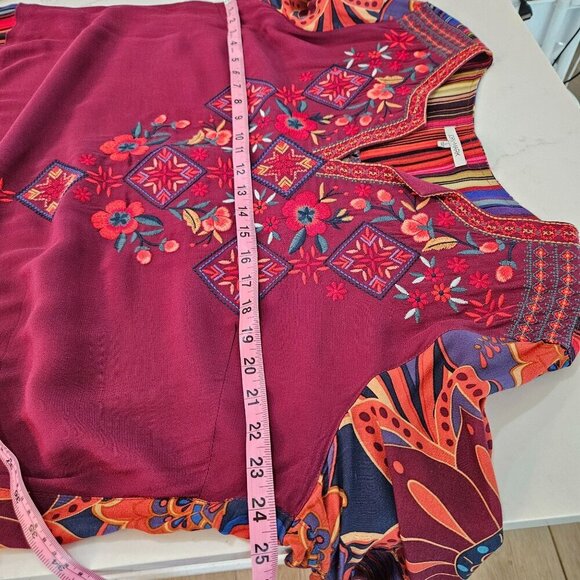 John Mark Top Large Boho Embroidered Floral Burgundy Artsy - Picture 11 of 12